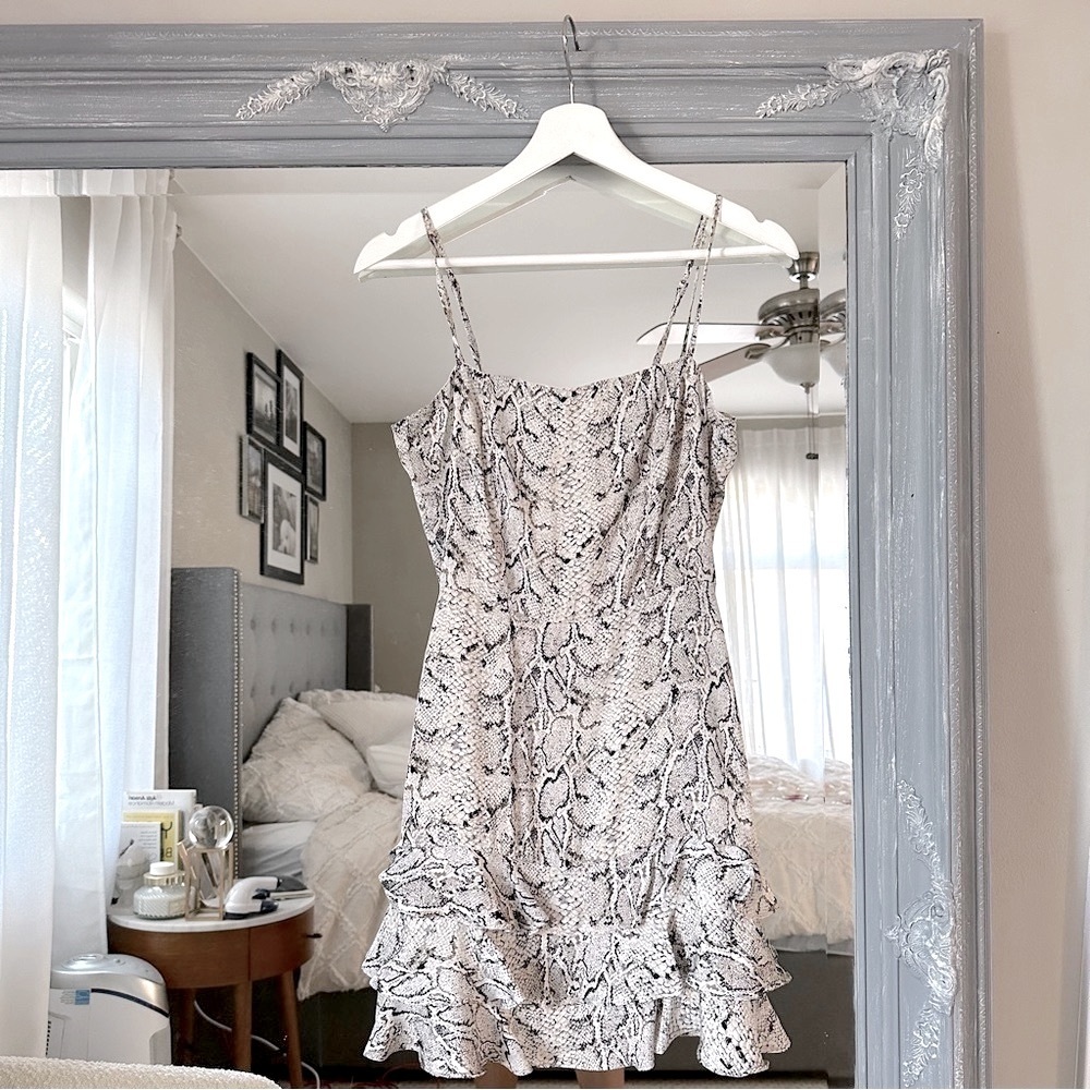 Revolve Bardot Ruffle Snakeskin Print Mini Dress‎ Coquette Feminine XS 4 - Picture 2 of 11